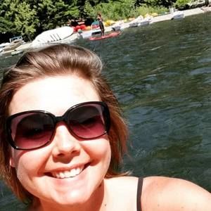 Meet your Posher, Lacey